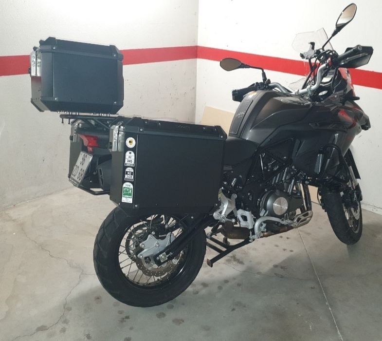 Mota benelli 502 trkx como nova