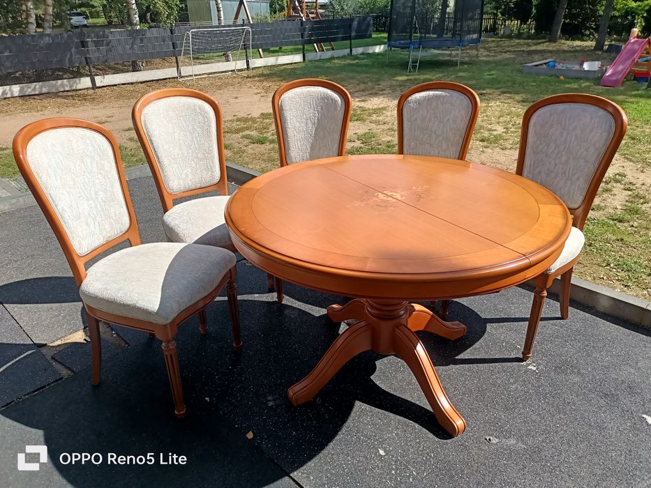 Stół okrągły rozkładany+5 krzeseł