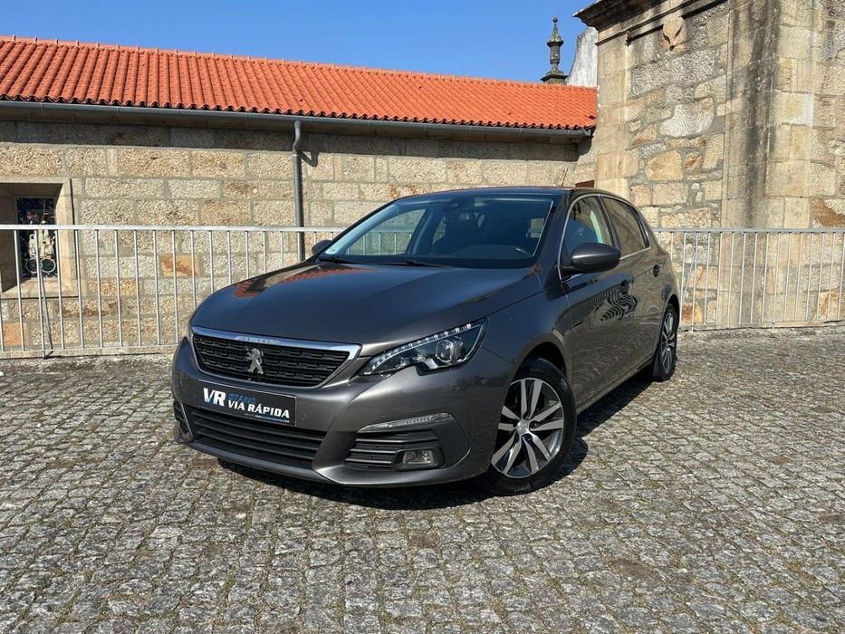 Peugeot 308 1.2 PureTech Allure EAT8