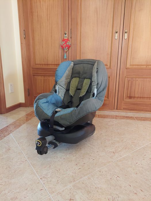 Cadeira grupo 1/2  com isofix