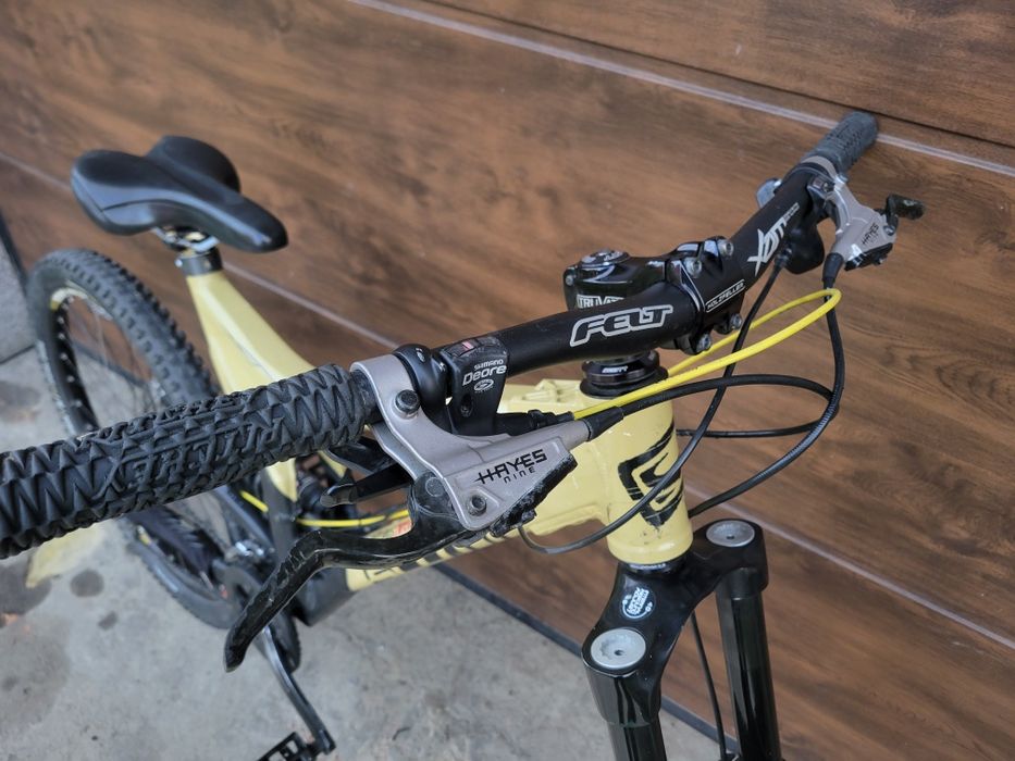 Dh велосипед Scott