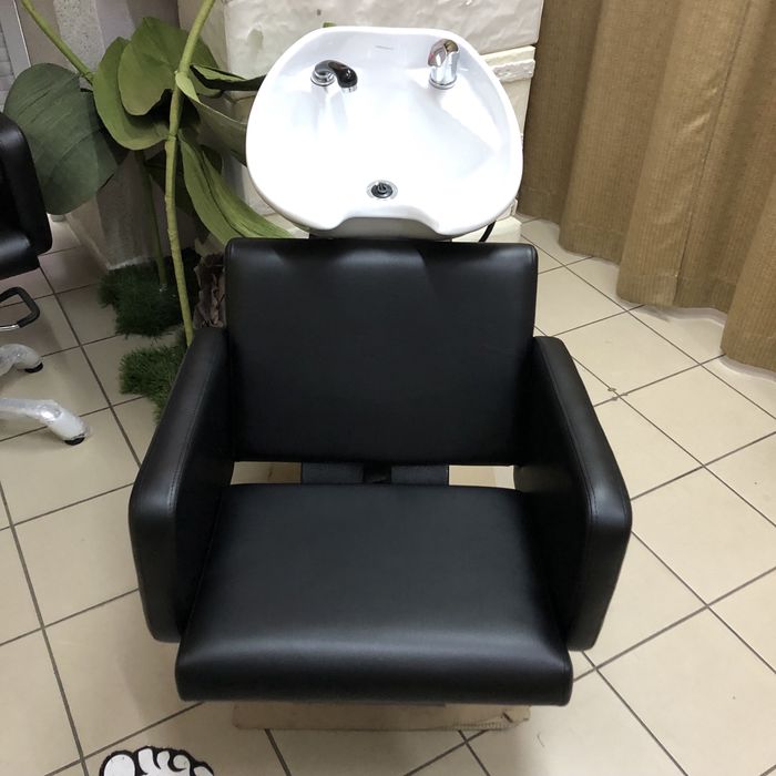 Мийка і крісло перукарське в комплекті
