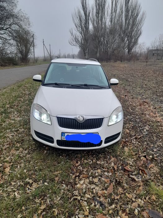 Продам Шкоду Фабию: 5 500 $ - Skoda Запоріжжя на Olx