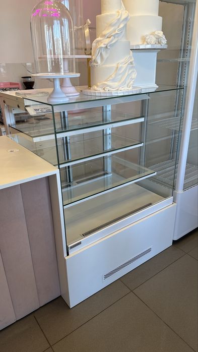 Es System K Carina 05 1.0 (witryna chłodnicza / cukiernicza)