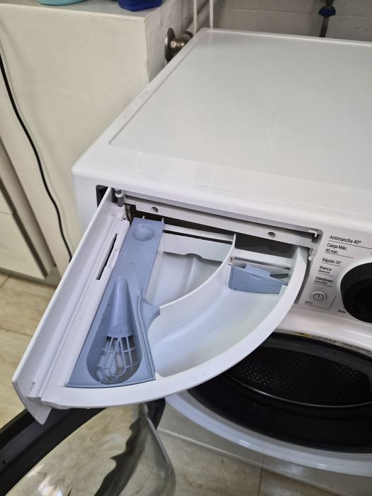 Máquina de lavar Ariston Hotpoint