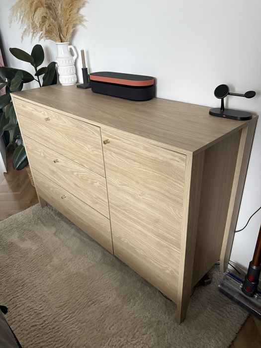 Komoda z szufladami SNUGLY