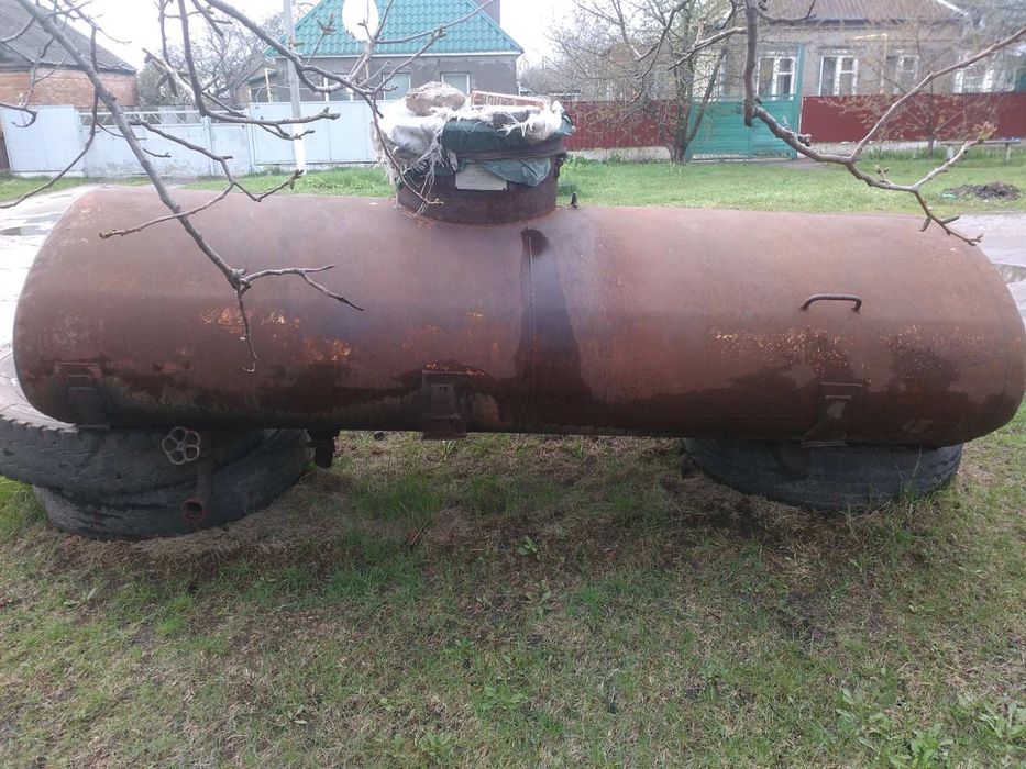 Бочка с бензовоза