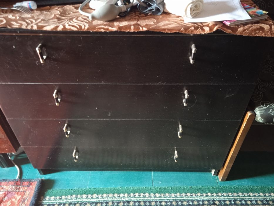 Продам комоды 3 шт,
