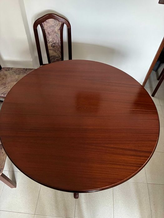 Mesa de jantar extensível, madeira maciça, 5 cadeiras