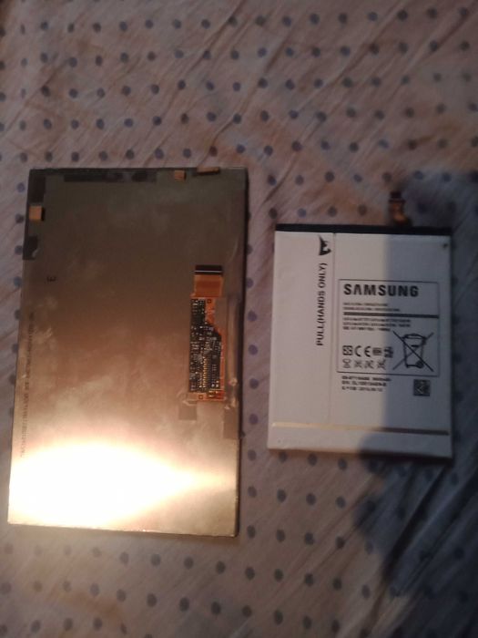 Аккомулятор и экран Samsung Galaxy Tab 3 Lite 7.0