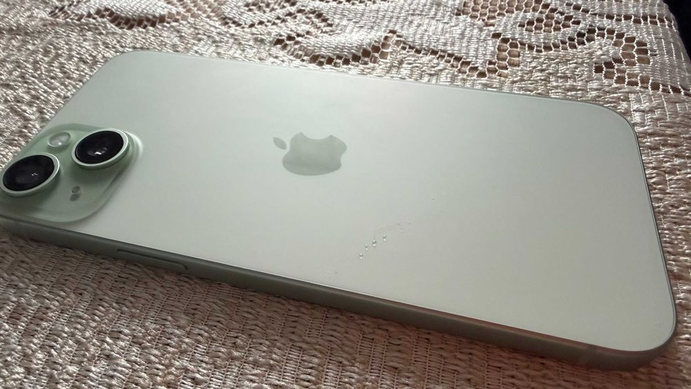 Sprzedam iphone 15 plus