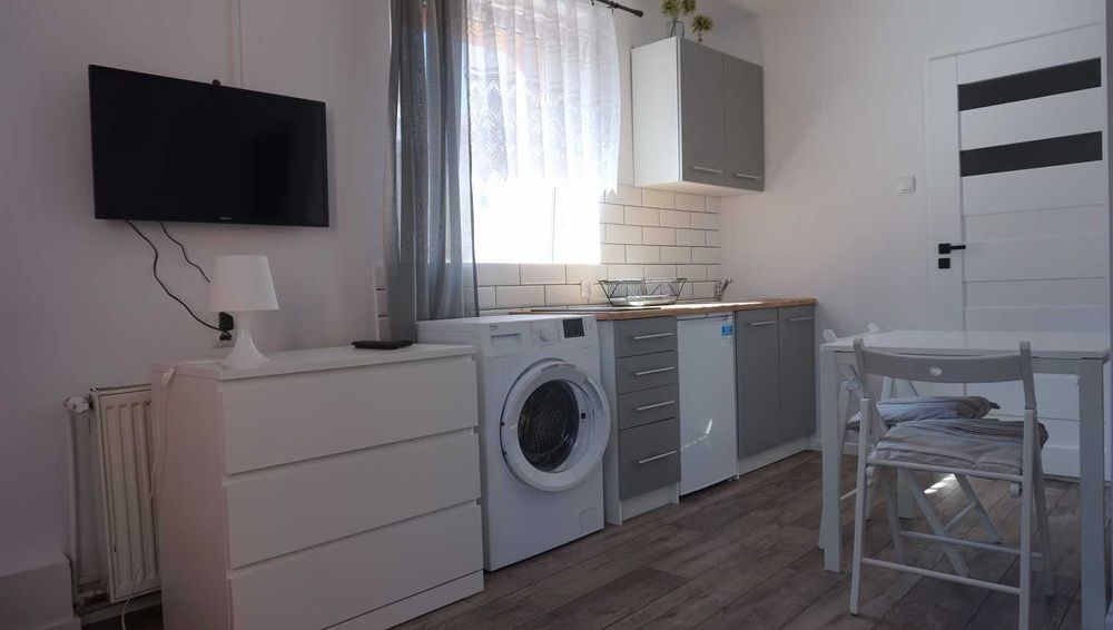 Krowodrza, Kazimierza Wielkiego, Bytomska, Kawalerka, Stałe media