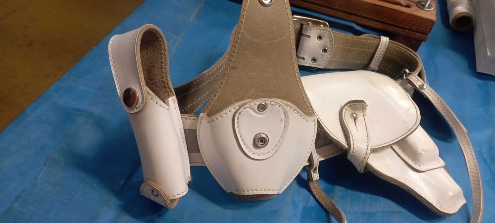 Продається партупея з кобурою