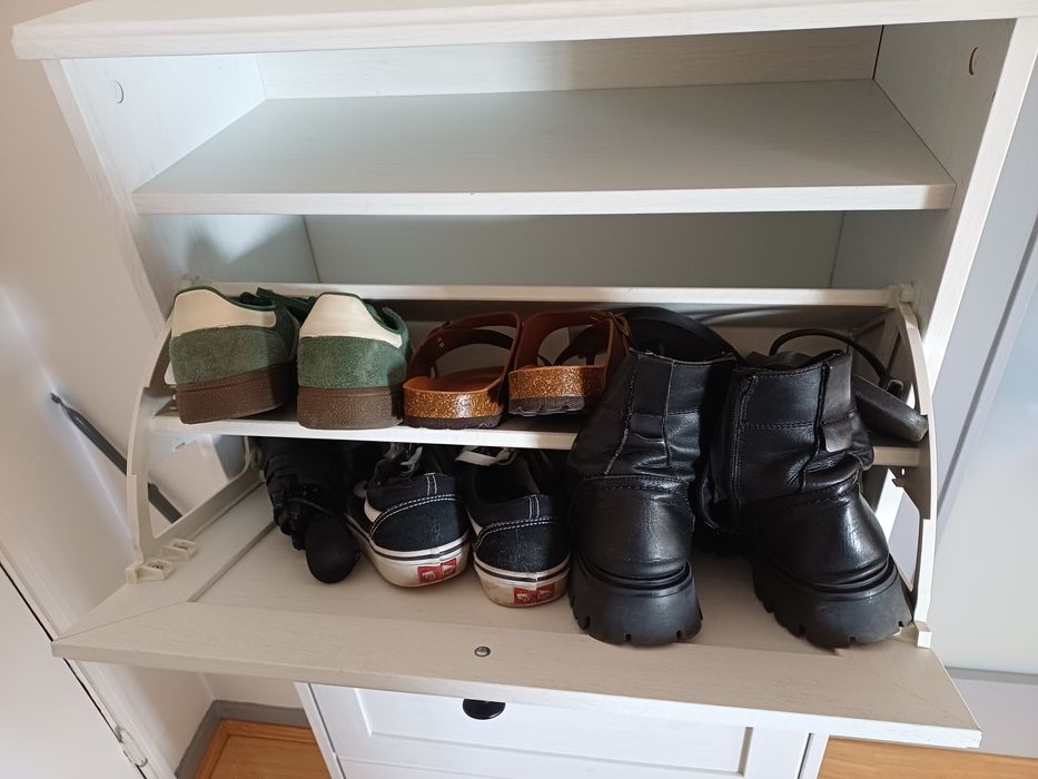 Sapateira Brusali Ikea