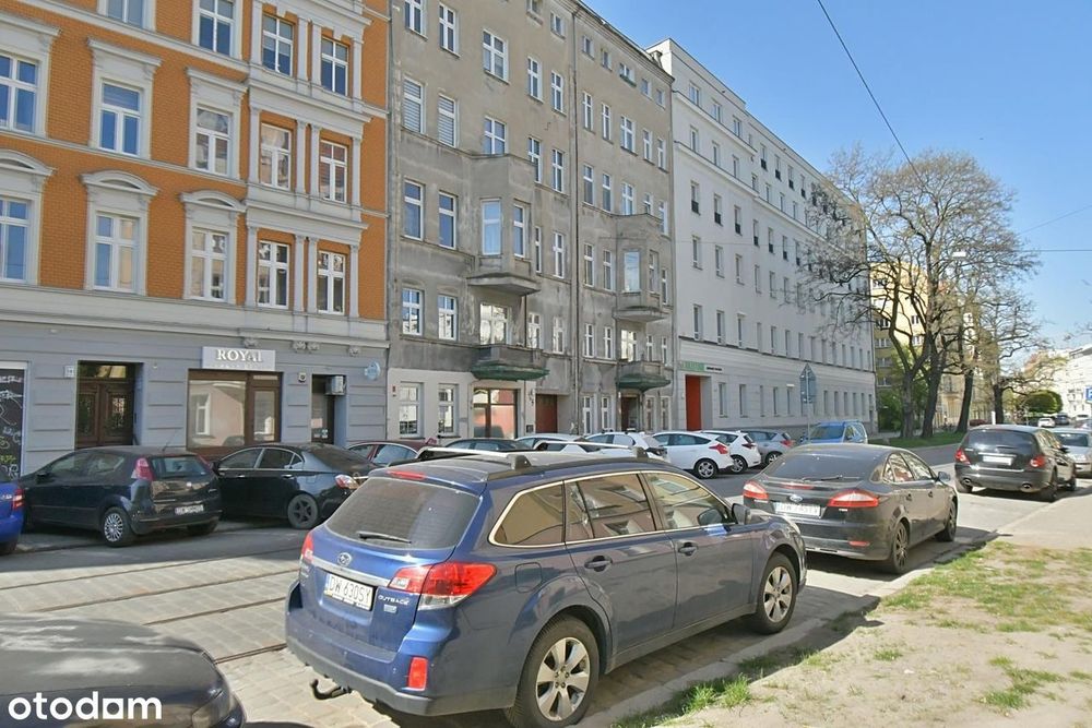 Kawalerka z balkonem, blisko uczelni