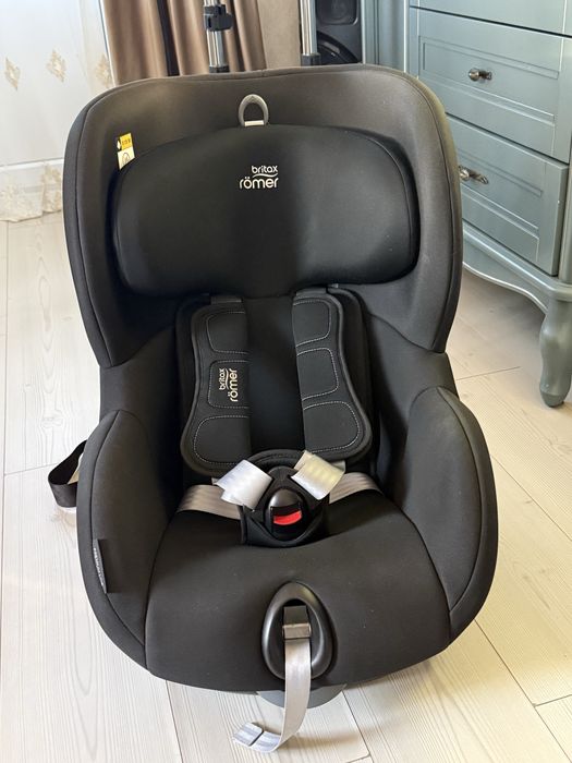Britax romer trifix 2 i-size автокрісло