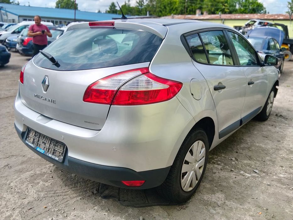 Renault Megane III 5D H/B TED69 K4M Części