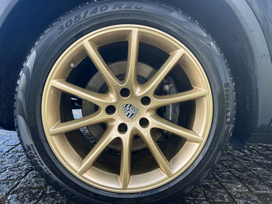 Porsche cayenne coupé E-hybrid