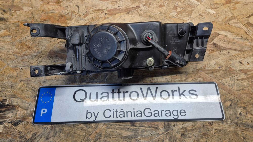 Ótica/Farol Direito ORIGINAL HYUNDAY PONY 1975 até 1994 ref92102.24360