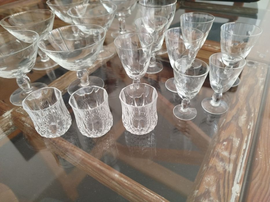 Conj 17 copos vidro fino antigo