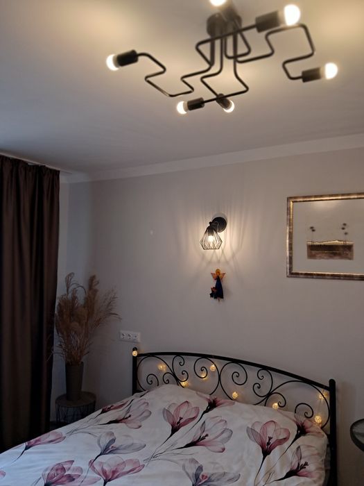 1-на кВ. Макд.Світло є.