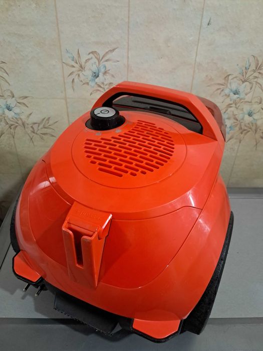 пылесос BOSCH GS - 10 Колбовый