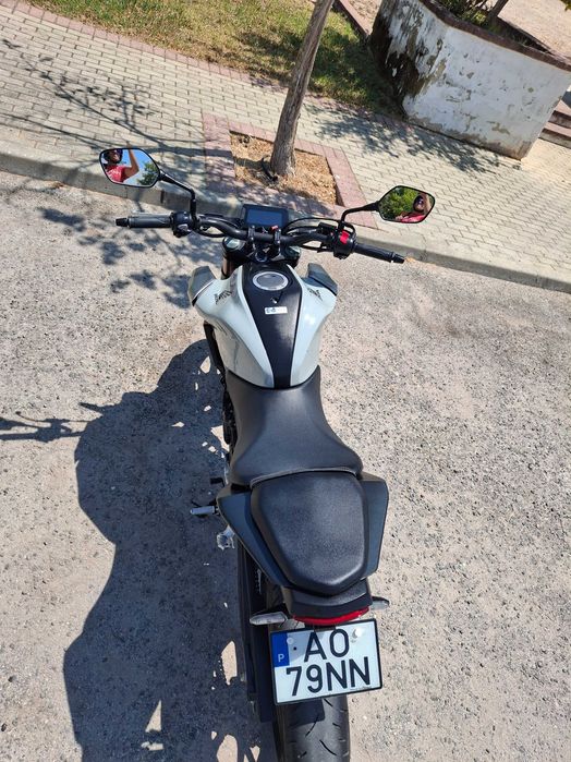 Honda CB125R 2022