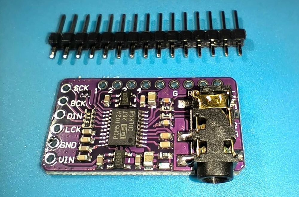 Сетевой стример, плеер, Raspberry pi4+экран 6,5+ЦАП 32/384+БП+micro SD