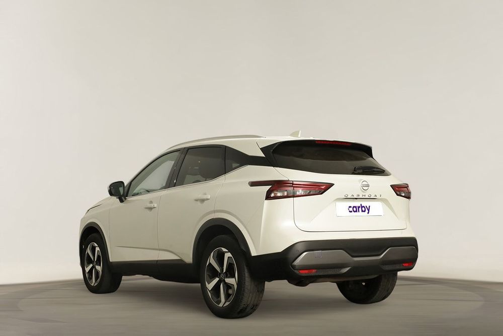 Nissan Qashqai 1.3 DIG-T N-Connecta LED Xtronic