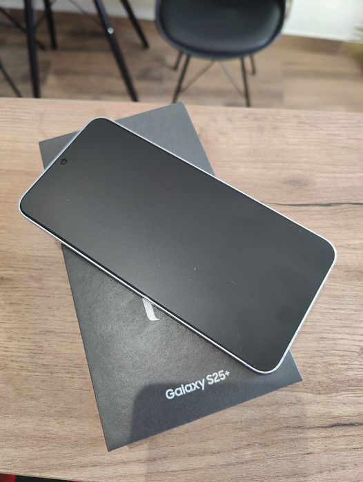 Samsung s25 plus