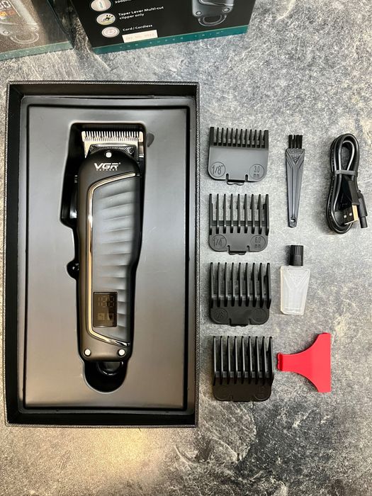 Машинка для стрижки волосся. Машинка для стрижки волос дома