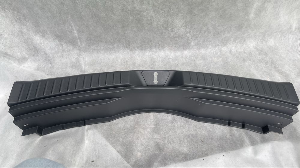 Накладка багажника Mazda CX-5 2022+