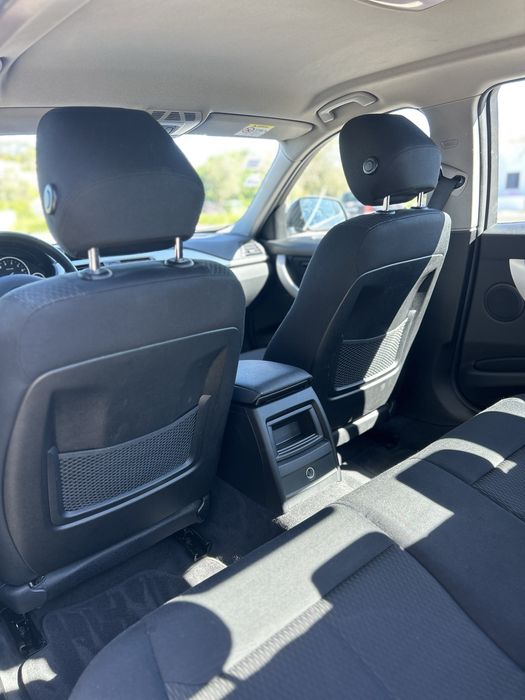 BMW 320i  85.000km