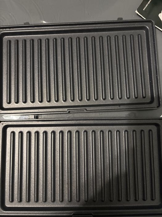 Сендвічниця Liberton LSM-8031