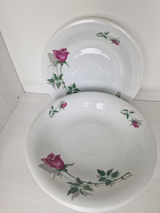 Chodzież 6 talerzy obiadowych głębokich