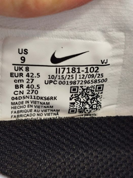 Buty Nike Vomero Plus Rr
