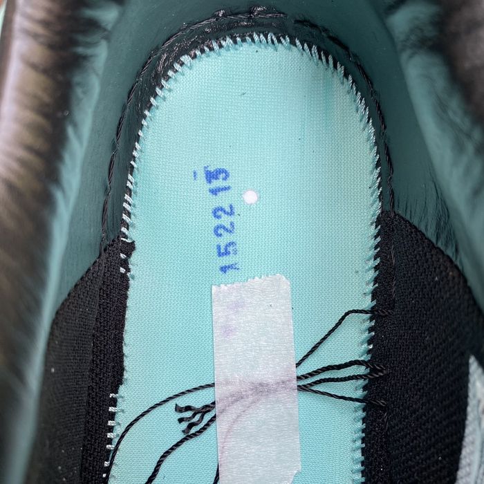 Nike Air Force x Tiffany