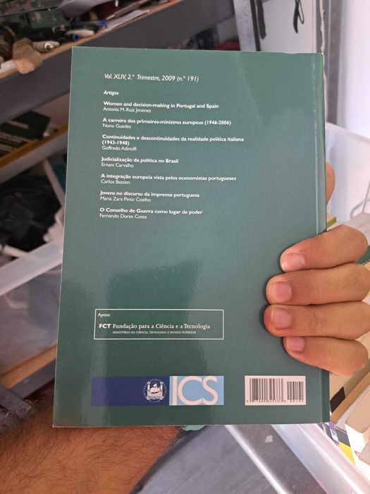 Diversos artigos análise social