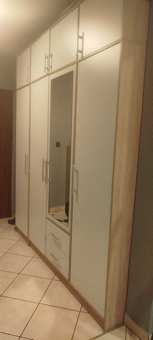 Szafa ubraniowa duża