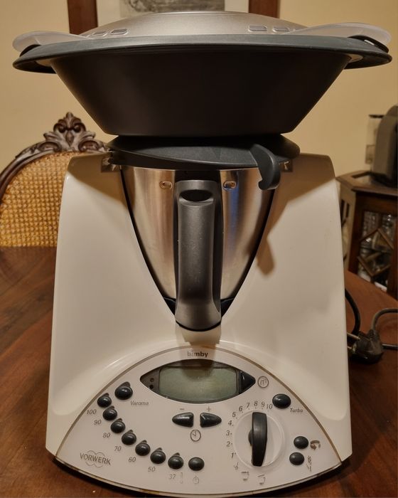 Bimby TM31 Vorwerk – Completa com Acessórios e Livro de Receitas (Excelente Estado)