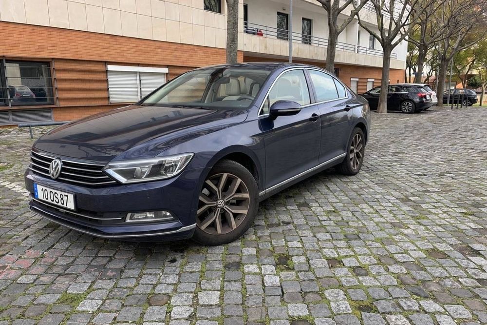 Volkswagen 2.0 TDI DSG — Interior em pele branca,