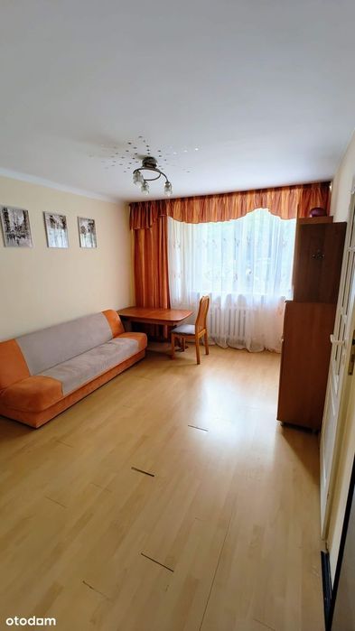 Przytulne mieszkanko na spokojnym osiedlu. 34m2. Parter. 2 pokoje.