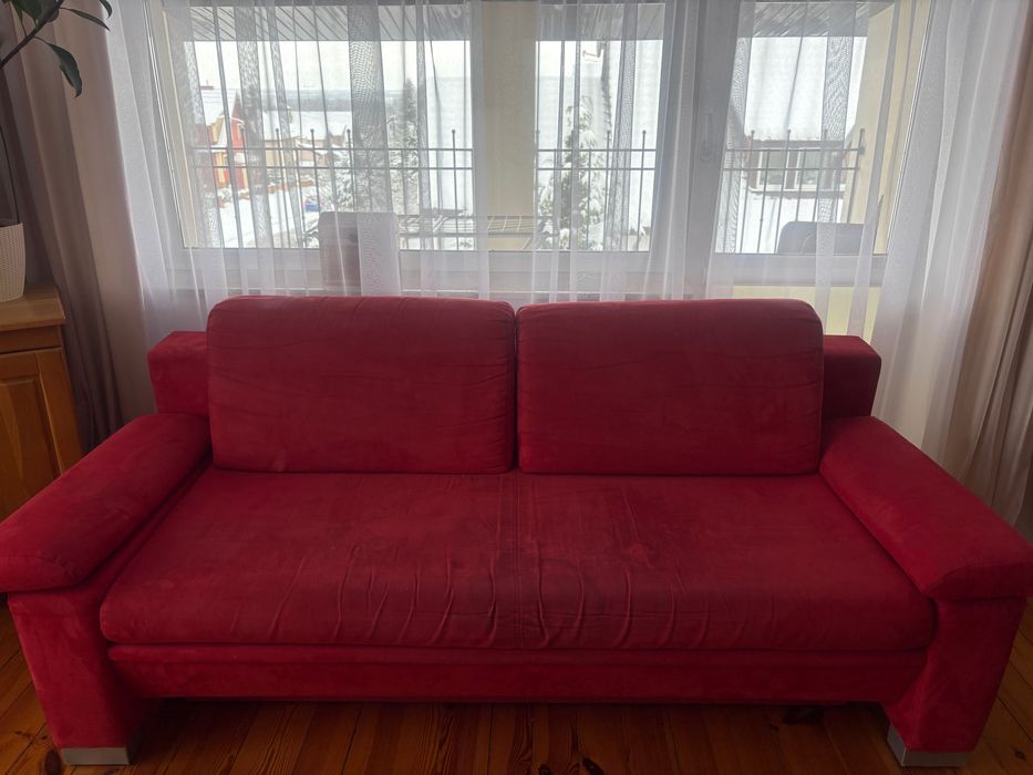 Sofa do spania czerwona bardzo Wygodna