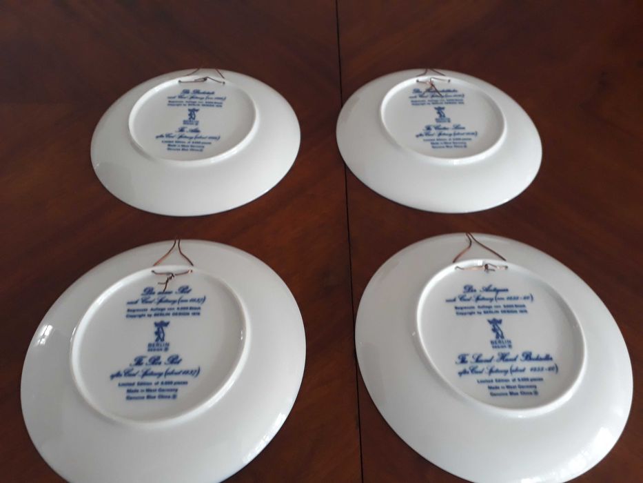 Ozdobne talerze niebieska porcelana Berlin Design