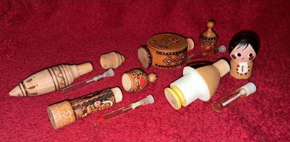 Деревянные фигурки для хранения духов.Болгария.АленМак