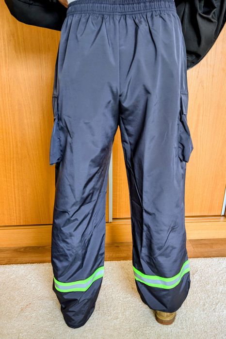 Calças de trabalho com faixas reflectoras