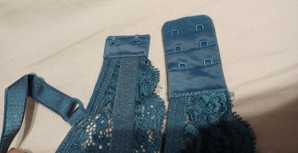 Бюст мякий без кісточок