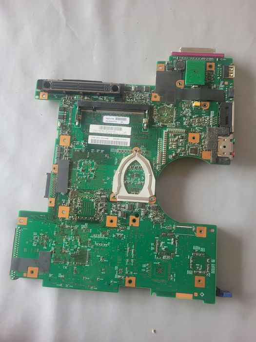 Sprzedam płyte główną do Laptopa LENOVO T40 (Stan nieznany)