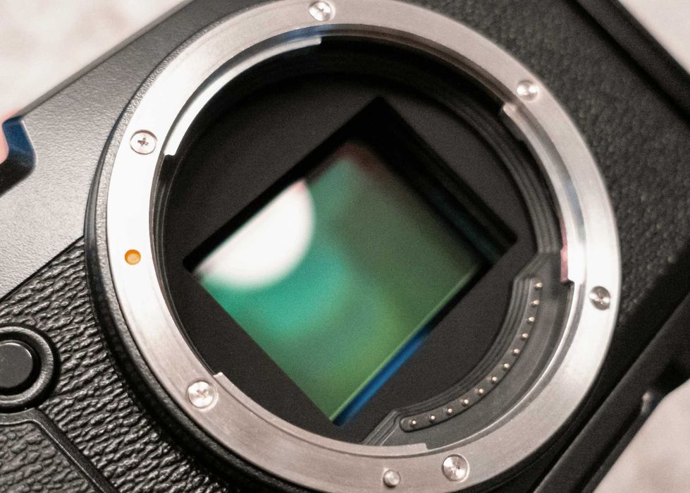 Fuji GFX 50R bardzo zadbany, niski przebieg, L-bracket, 2x baterie