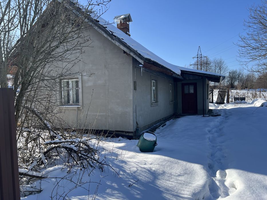 Продам ділянку з будинком